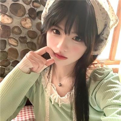 大学新生的秘密生活